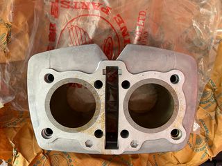 12100-413-305 ΓΝΗΣΙΟΣ ΚΥΛΙΝΔΡΟΣ HONDA CB400
