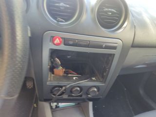 Seat Ibiza 2006-thumb-14