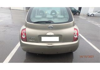 Nissan Micra 2003-thumb-5