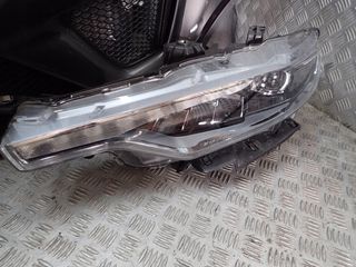 MASERATI LEVANTE -thumb-4