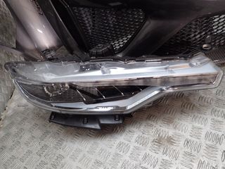 MASERATI LEVANTE -thumb-3