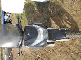 PIAGGIO BEVERLY 250-thumb-1