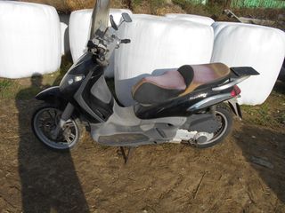 PIAGGIO BEVERLY 250-thumb-7