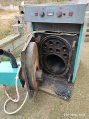 ΛΕΒΗΤΑΣ ΜΕ ΚΑΥΣΤΗΡΑ ΠΕΤΡΈΛΑΙΟΥ Κ ΠΈΛΛΕΤ+ΣΙΛΌ ΠΈΛΛΕΤ