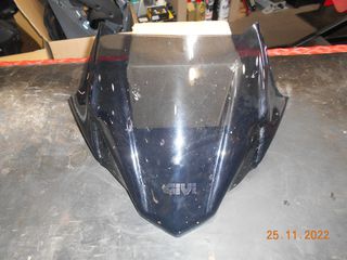 ΖΕΛΑΤΙΝΑ / ΑΝΕΜΟΘΩΡΑΚΑΣ GIVI A2132 MT-09 2017-2020 ΜΕ ΒΑΣΗ 