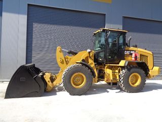 Φορτωτής Με Λάστιχα CAT 2014 930K-thumb-4