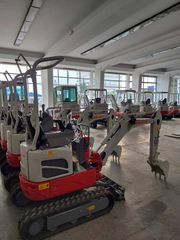 Εκσκαφάκι (διαβολάκι) Takeuchi 2026 TB210R-thumb-4