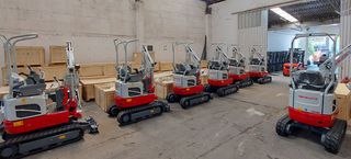 Εκσκαφάκι (διαβολάκι) Takeuchi 2026 TB210R-thumb-6