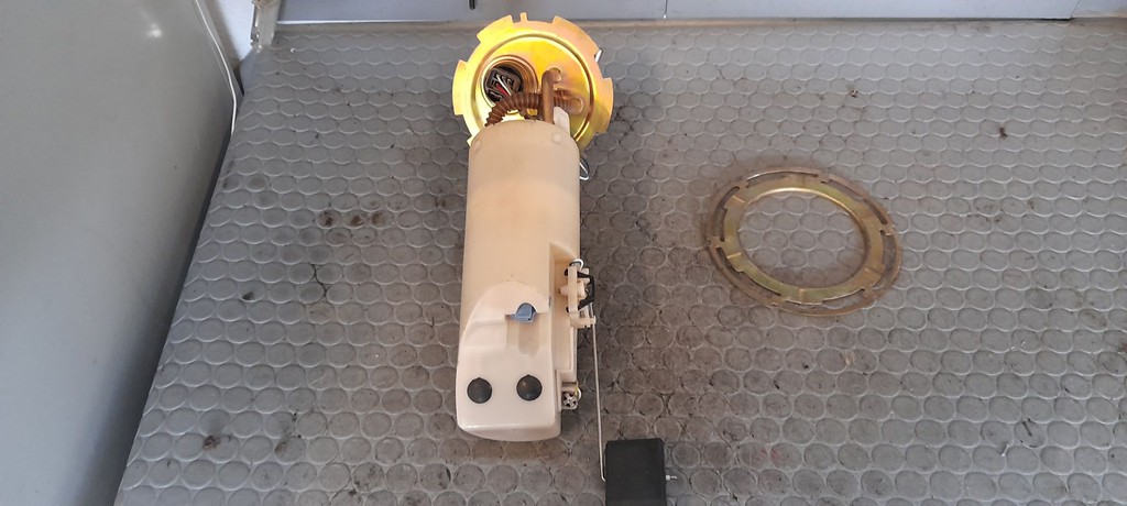 Αντλία Βενζίνης Chevrolet - Daewoo Lanos (KLAT) Sedan [1997-2002]