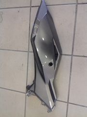 VERSYS 300 Πλαστικα