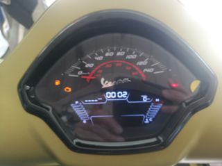 Vespa GTS Super Sport 2025-thumb-5