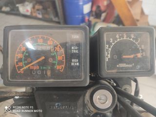 HONDA XLR 250 '84-thumb-9