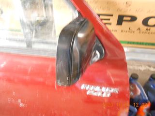 ΚΑΘΡΕΠΤΗΣ ΑΠΛΟΣ ΔΕΞΙΟΣ  ΓΙΑ TOYOTA HILUX ΜΟΝΤΕΛΟ 1995-2002!!!!!-thumb-1