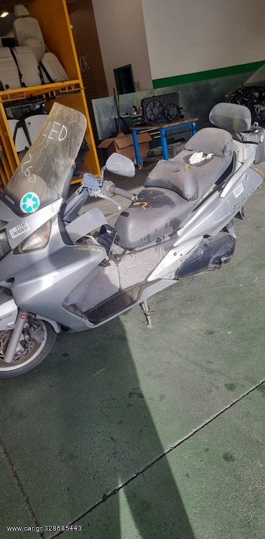 HONDA SILVER WING 600