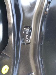 Καπώ Toyota Avensis 2004-2009-thumb-1