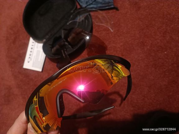 Oakley M Frame Sweep Fire Iridium set 4 φακοί- σκελετός στη θήκη τους 