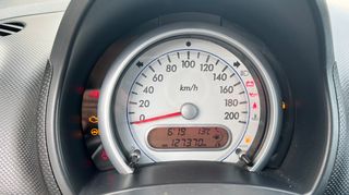 Suzuki Splash 2011 GL Manual-thumb-9