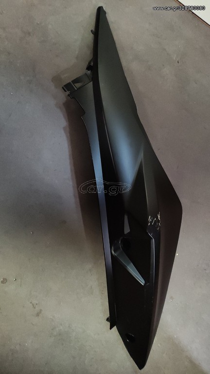 ΚΑΠΑΚΙ ΠΛΑΙΝΟ ΔΕΞΙ ΠΙΣΩ KYMCO AK550