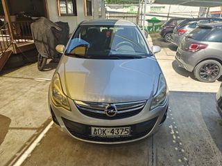 Opel Corsa 2011 FULL EXTRA  85ps 1.2cc