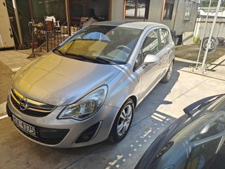 Opel Corsa 2011 FULL EXTRA  85ps 1.2cc-thumb-2