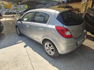 Opel Corsa 2011 FULL EXTRA  85ps 1.2cc-thumb-3