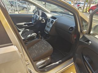Opel Corsa 2011 FULL EXTRA  85ps 1.2cc-thumb-10
