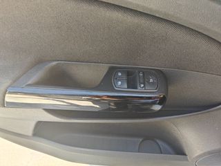 Opel Corsa 2011 FULL EXTRA  85ps 1.2cc-thumb-12