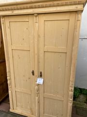 Δίφυλλη ντουλάπα vintage furniture design, παλιό ξύλινο έπιπλο-thumb-10