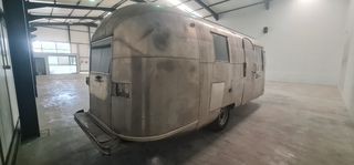 Airstream 1968 Safari-thumb-3