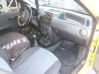 Fiat Punto 2009-thumb-8