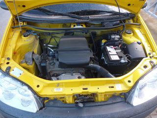Fiat Punto 2009-thumb-11