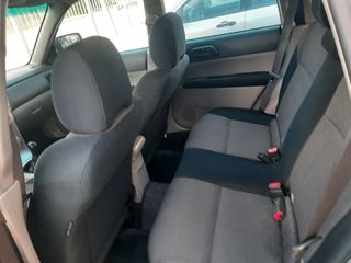 Subaru Forester 2007-thumb-10