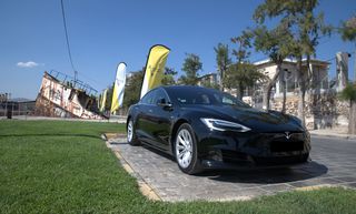 Tesla Model S '17 75D, Free Supercharging, Panorama