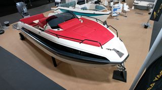 Nireus 2025 azzara 67s