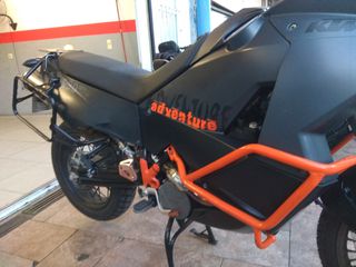 KTM 990 Adventure 2007-thumb-2