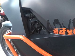 KTM 990 Adventure 2007-thumb-16