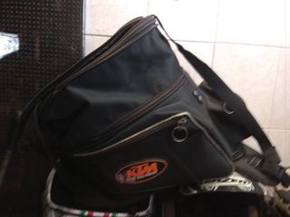 KTM 990 Adventure 2007-thumb-22