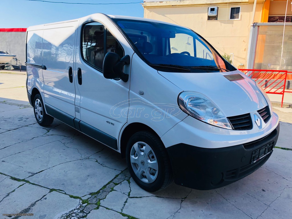 Κλούβα Renault 2013 TRAFIC 20 DCI