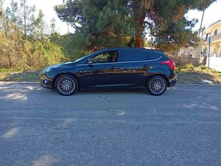 Ford Focus 2012 1.6 TDCi Titanium plus +-thumb-2