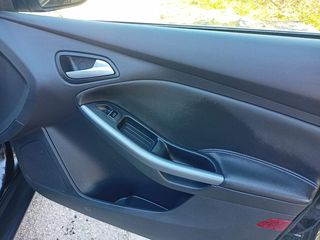 Ford Focus 2012 1.6 TDCi Titanium plus +-thumb-34