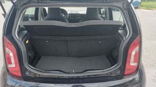 Volkswagen Up 2015-thumb-5