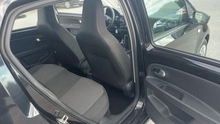 Volkswagen Up 2015-thumb-9