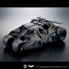 DC COMICS - Batman 1/35 Batmobile (Batman Begins) - Model Kit-thumb-1