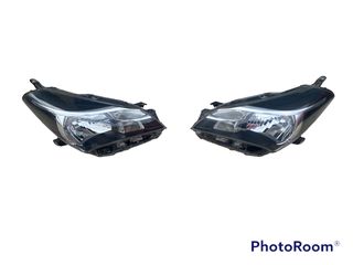 TOYOTA YARIS 2014-17 ΜΕΤΑΧΕΙΡΙΣΜΕΝΑ ΑΝΤΑΛΛΑΚΤΙΚΑ ( φανάρια εμπρός δεξί και αριστερό χωρίς led )