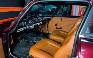 Volvo 1966 P 1800S-thumb-16