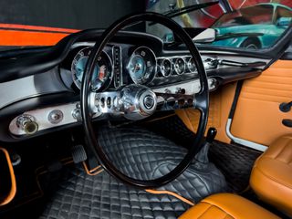 Volvo 1966 P 1800S-thumb-14