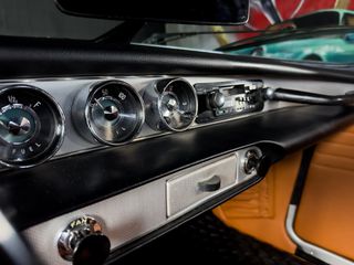 Volvo 1966 P 1800S-thumb-19