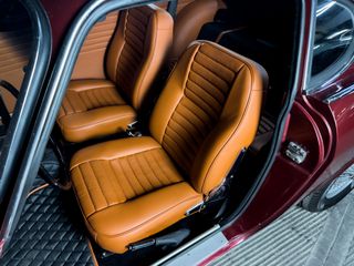 Volvo 1966 P 1800S-thumb-15