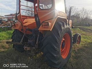 Τρακτέρ Universal 1974 650M-thumb-3