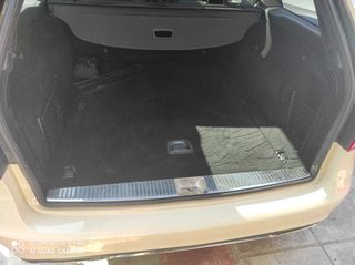 Mercedes-Benz E 220 2015-thumb-10